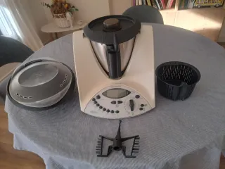 Thermomix TM31 con accesorios