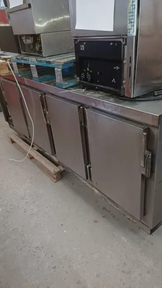 Mesa de cocina industrial acero inoxidable