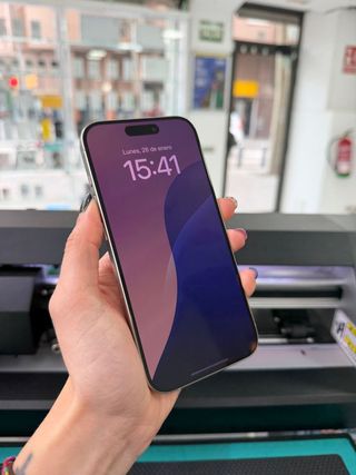 IPHONE 15 PRO 256GB COMO NUEVO