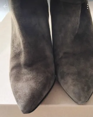 Stivali scamosciati marroni Cheville