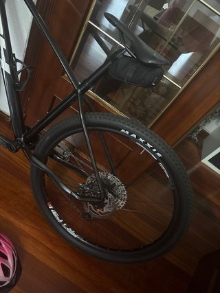 Bicicleta BH Rock Shox