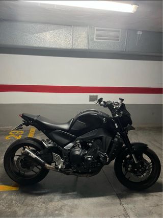 Yamaha MT-09 Negra