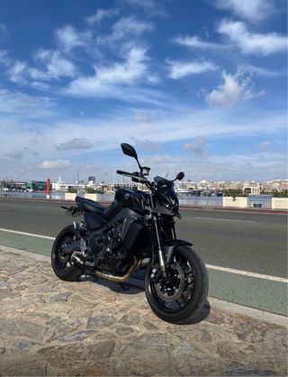Yamaha MT-09 Negra
