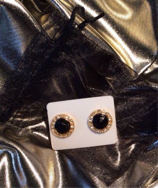 Pendientes clip vintage negros y dorados