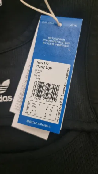 Top Adidas Talla S sin estrenar