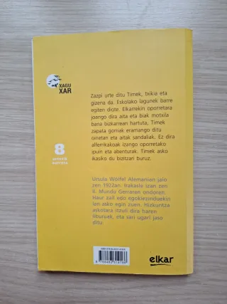 Suzko Zapatak eta haizezko sandaliak