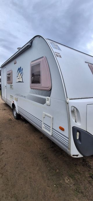Caravana knaus Sudwind