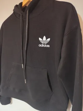 Sudadera corta negra talla M mujer