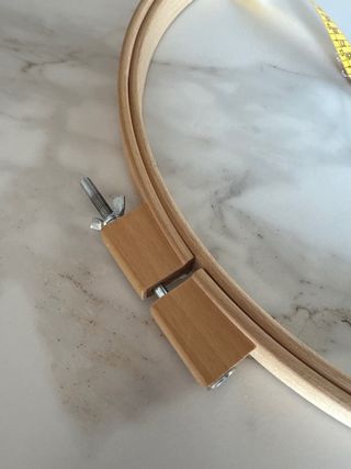 Bastidor de madera para bordar