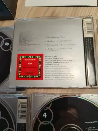 Caja Maxi Singles Depeche Mode Box número 1.