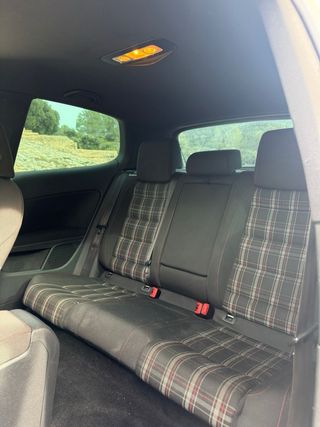 Volkswagen GTI MK6 2010