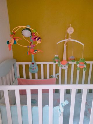 Cuna prenatal con extras