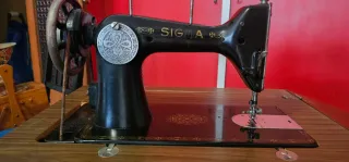 Máquina de coser antigua