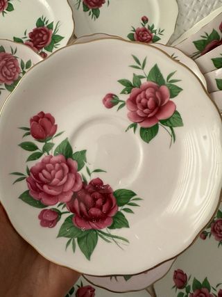 Servicio de té inglés de porcelana