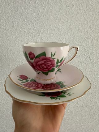 Servicio de té inglés de porcelana