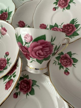 Servicio de té inglés de porcelana