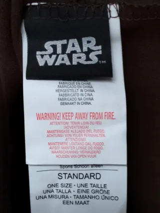 Lote 2 Disfraces Star Wars: Darth Vader y Jedi