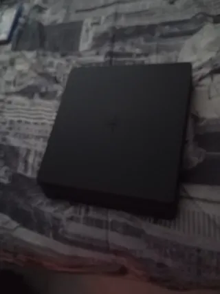 PS4 (PlayStation 4) en buen estado y  GTA 5