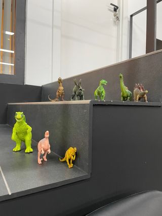 Lote de dinosaurios de juguete