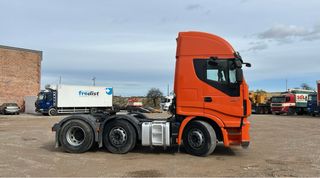 IVECO 460 2015 378.000KM