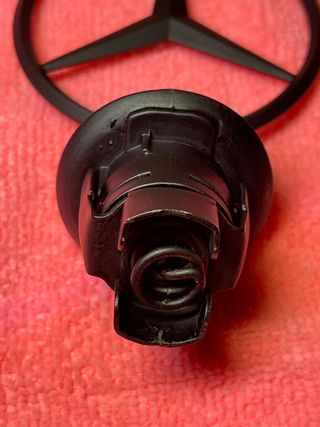 Emblema Mercedes Benz Negro Mate origenal