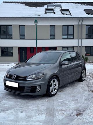 Volkswagen Golf VI 2.0 TDI 170cv - Impecable