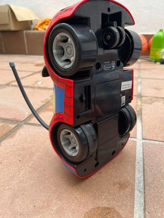 Coche teledirigido Spiderman