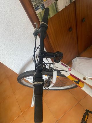 Bicicleta Rockrider 5.0 Blanca
