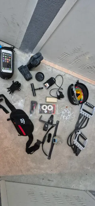 Bolsa móvil bici + accesorios. TODO 50