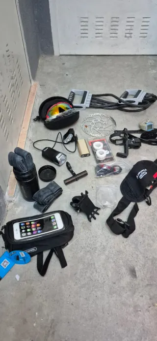 Bolsa móvil bici + accesorios. TODO 50