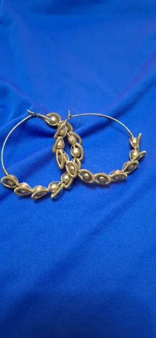 Orecchini a cerchio dorati