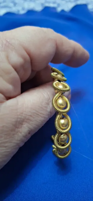 Orecchini a cerchio dorati