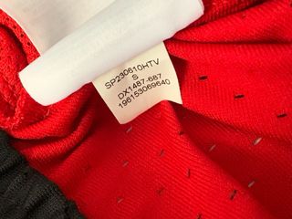 Pantalón JORDAN Chaqueta ADIDAS + REGALO Camiseta