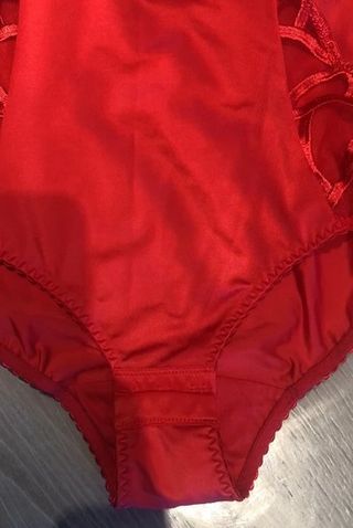 Body Allande 95D Rojo
