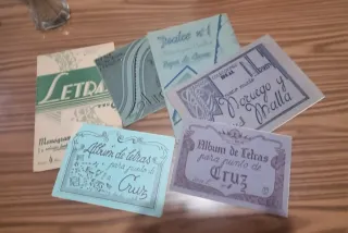 Cuadernos antiguos de labores