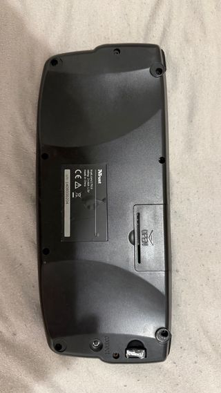 Teclado Inalambrico TRUST Negro