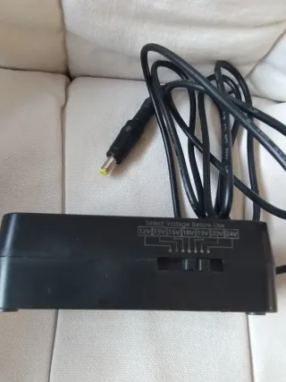 Adaptador Euroconnex 70W 12V-24V Universal