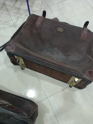 Maletas de piel Nobuck