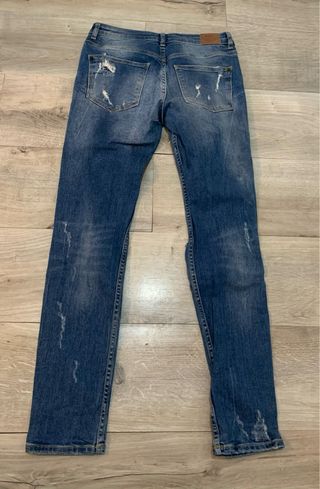 Pantalón vaquero mujer con rotos