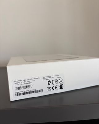 NUOVO Apple Caricatore 140W Originale 2026