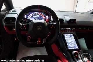 Lamborghini Huracán 2023