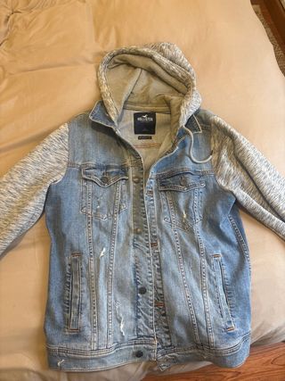 Chaqueta vaquera Hollister con capucha Talla L
