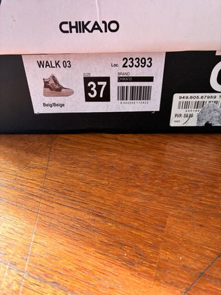 Botines Chika10 Marrones y Dorados Talla 37