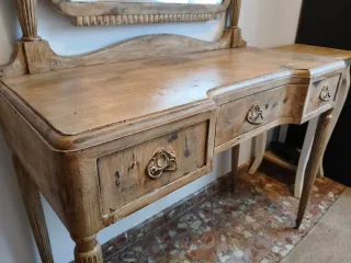 Tocador de madera vintage