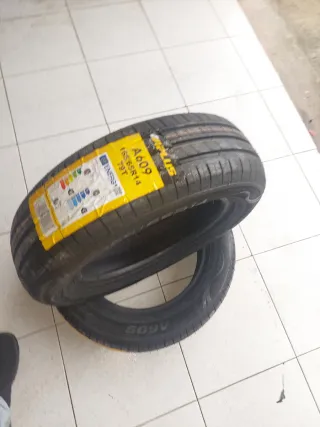 2 Pneus Aplus A609 165/65R14 79T