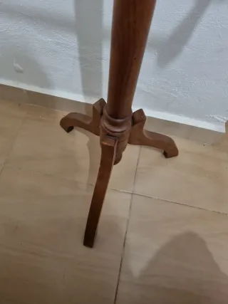 Galán de noche madera maciza