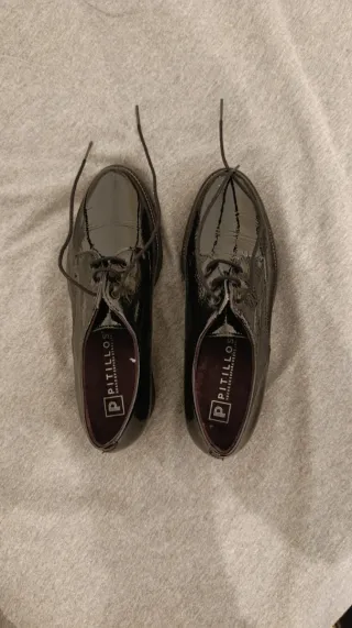 Zapatos Pitillos charol mujer negros