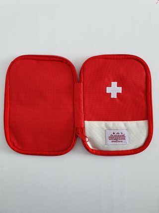 Botiquín medico de viaje 18 x 13 cm [Rojo]