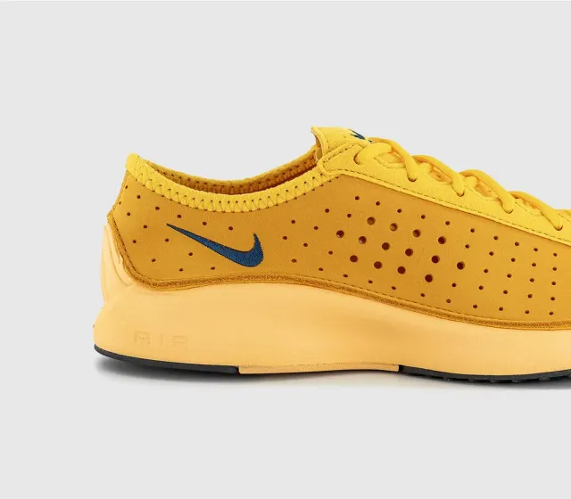 Zapatillas Deportivas Nike Air Superfly Gold.
