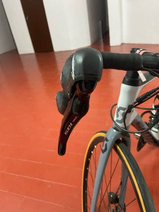 Bicicleta de carretera Scott ADDICT 20 Disc